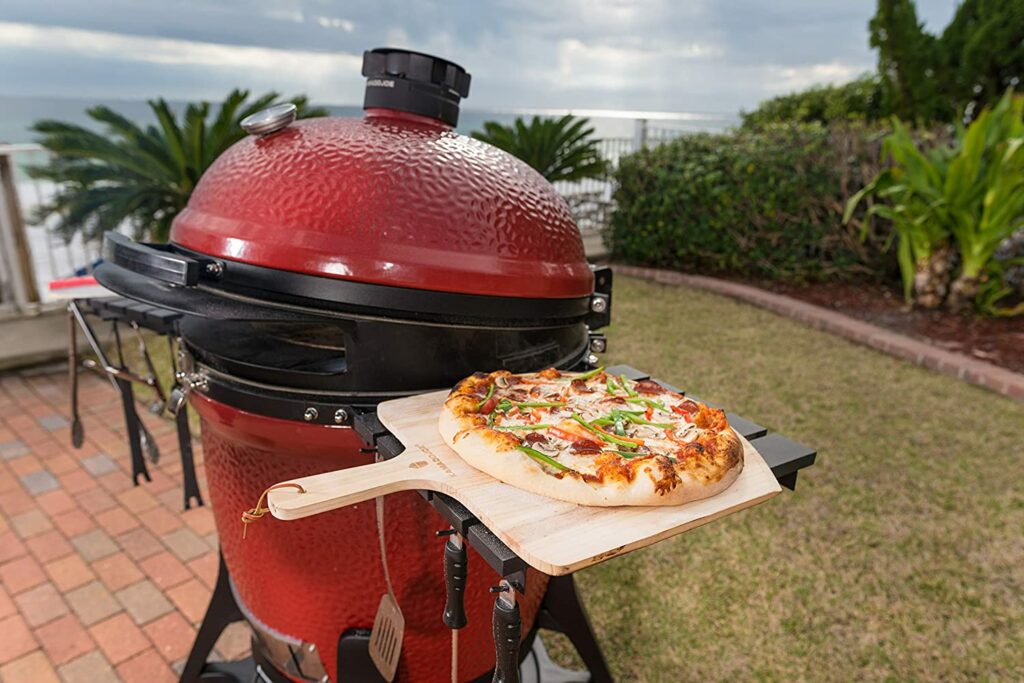 How to cook Pizza on a Kamado Grill
