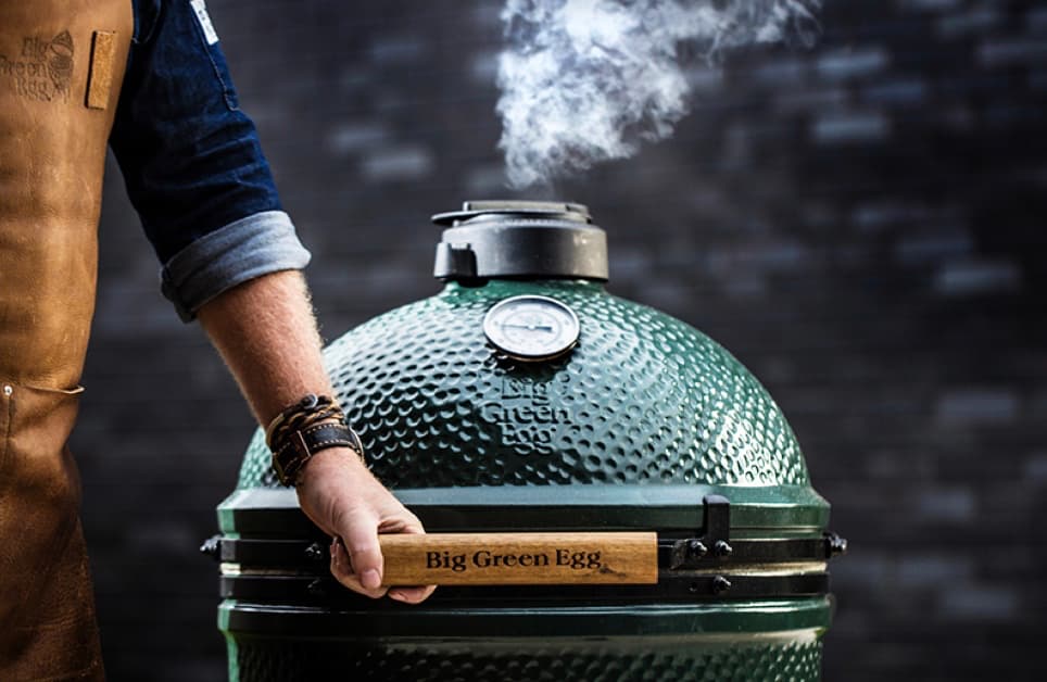 How do you use the vents on Big Green Egg